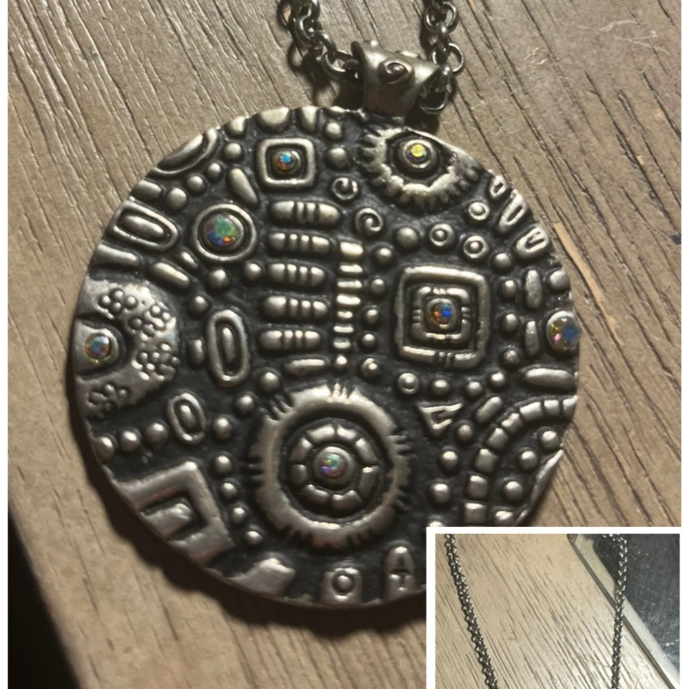 Textured Silver Pendant Necklace